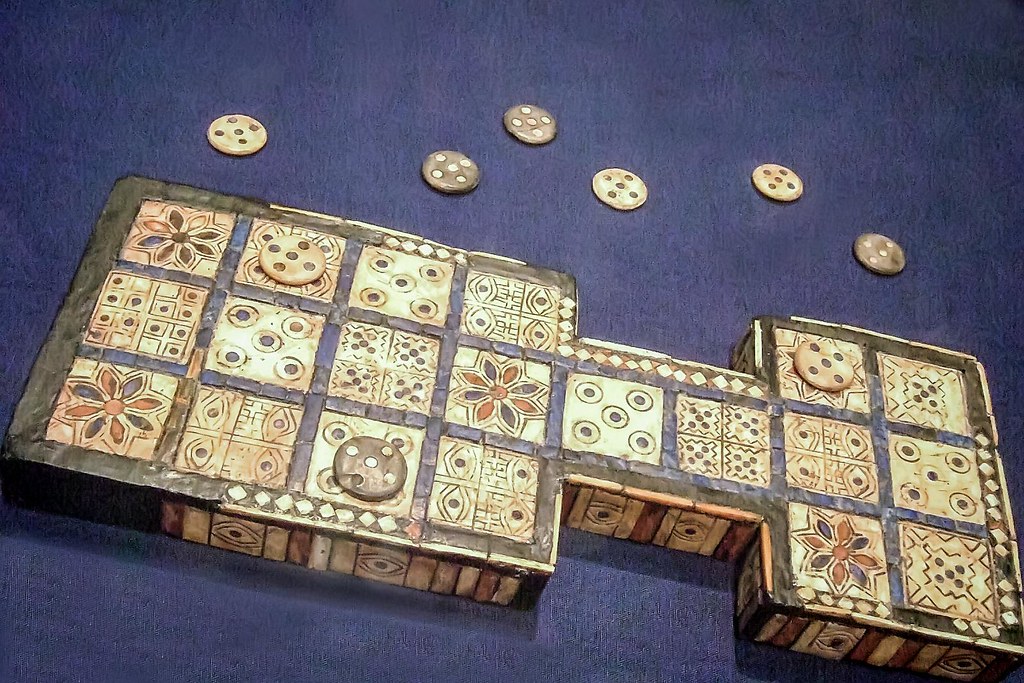 royal game of ur world's oldest board game