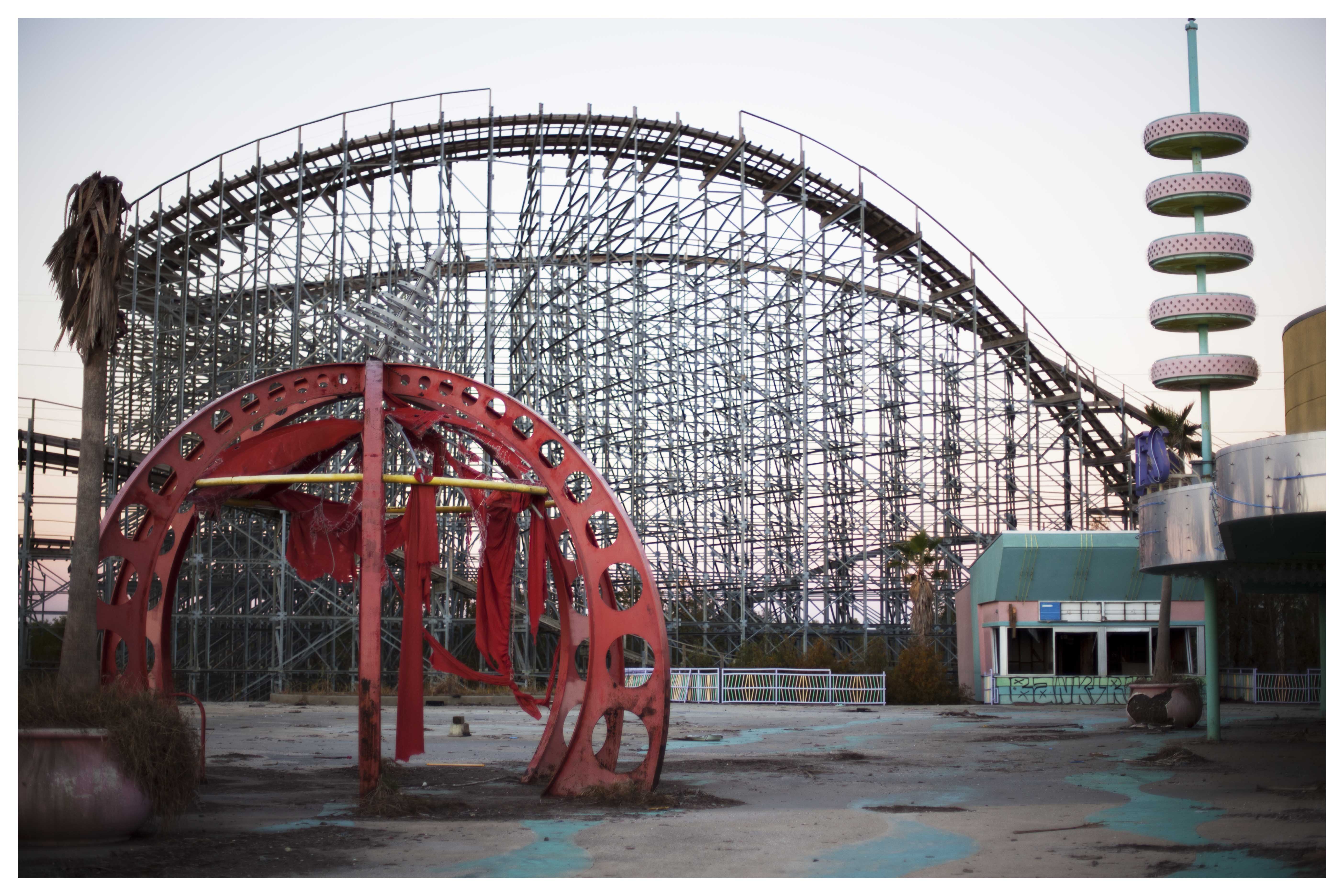 abandoned six flags new orleans
