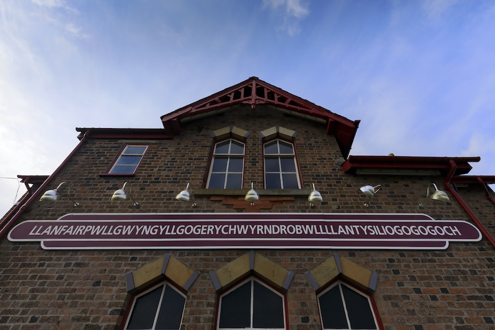 longest word in the world Llanfairpwllgwyngyll